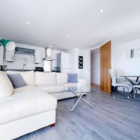 Stylish Seaview One-Bedroom Apt スウォンジー エクステリア 写真
